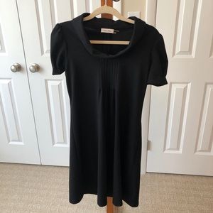 Calvin Klein cute dress.